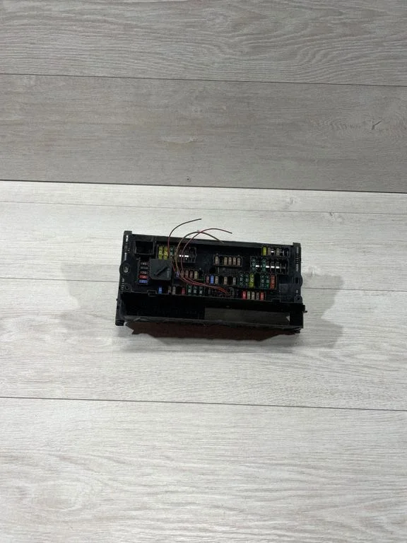 Fuse module 9151320 – BMW 7 Series F01 F02 F03 F04 (2008-2016)