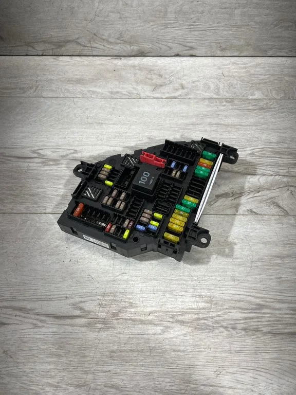 Fuse module – BMW X3 F25 (2010-2017)