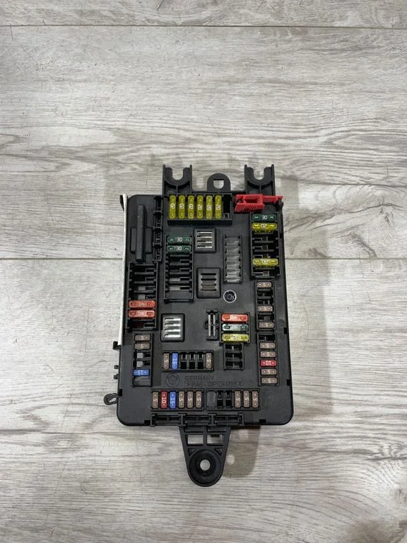 Kaitsmeplokk – BMW 1-seeria F20 F21 (2011-2019)