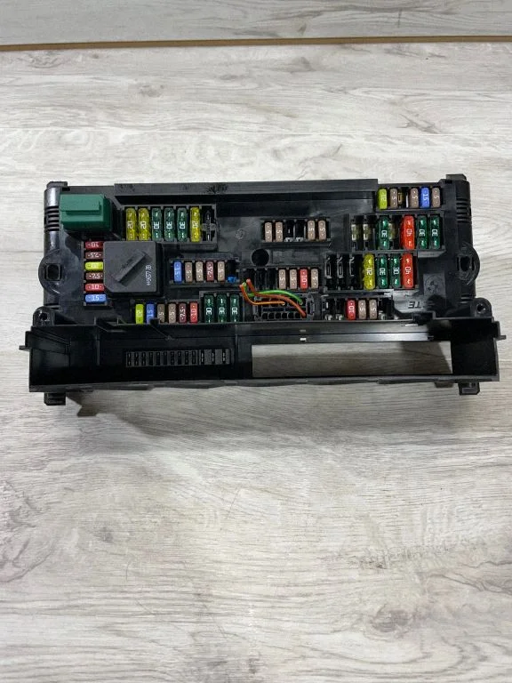 Drošinātāju bloks – BMW X3 F25 (2010-2017)