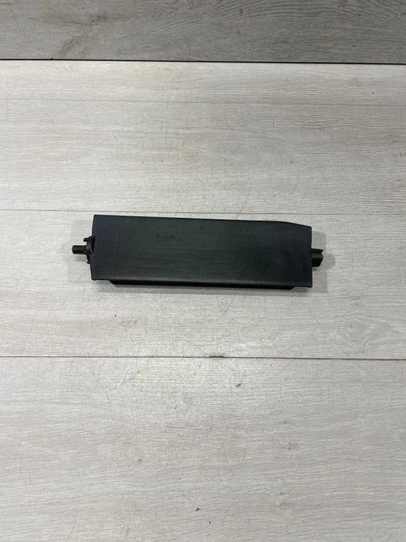Other exterior part 155978900A – Tesla Model 3 (2017-)