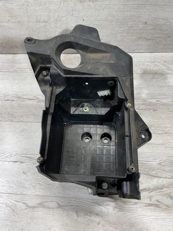 Muu mootoriruumi osa – BMW 3-seeria F30 F35 F31 (2012-2018)
