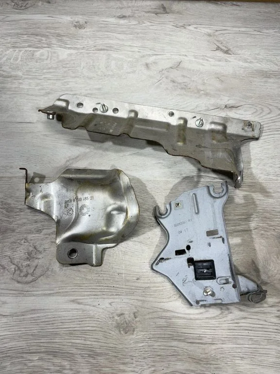 Other engine bay part – BMW 3 Series F30 F35 F31 (2012-2018)