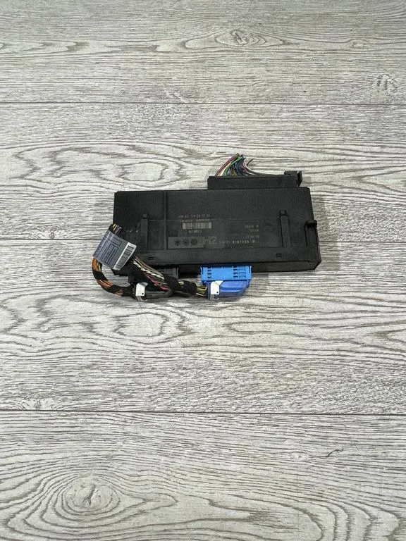 Comfort/convenience module – BMW 1 Series E81 E87 (2004-2011)