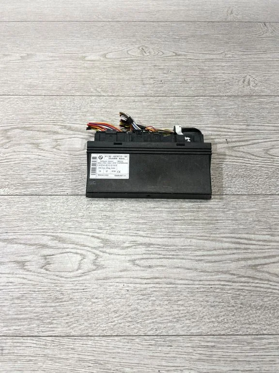 Comfort/convenience module – BMW 5 Series E60 E61 (2004-2010)