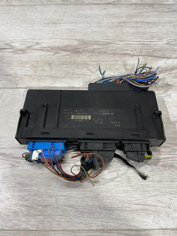 Comfort/convenience module – BMW 5 Series F10 F11 (2009-2016)