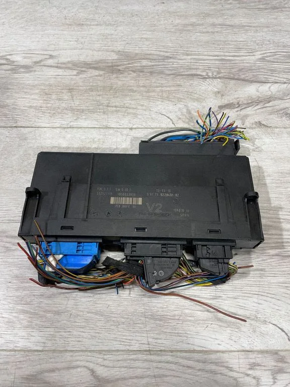Comfort/convenience module – BMW 5 Series F10 F11 (2009-2016)