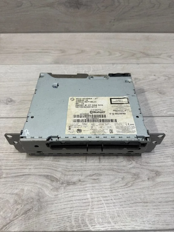 Radio/CD/DVD atskaņotājs/navigācija – BMW 3. sērija F30 F35 F31 (2012-2018)