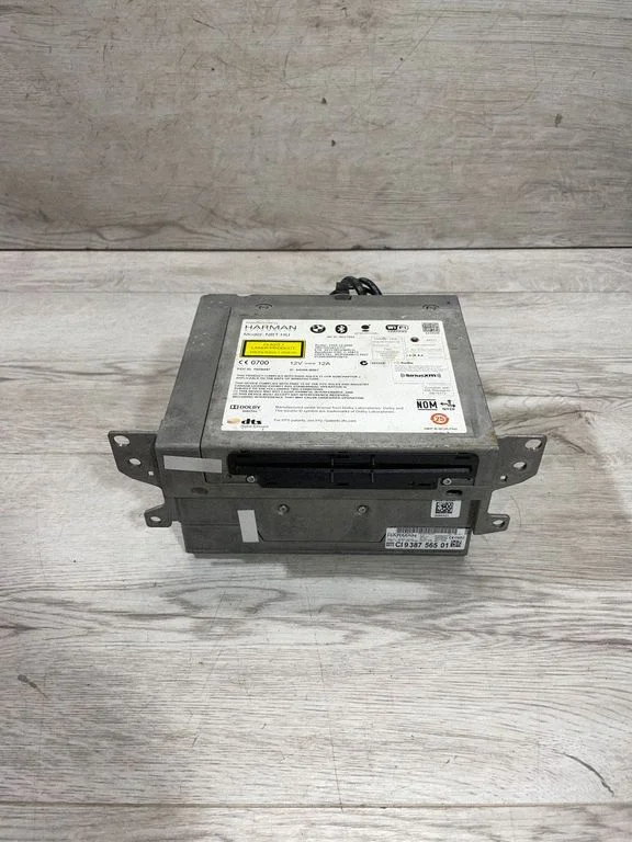 Radio/CD/DVD/GPS head unit – BMW X5 F15 (2013-2017)