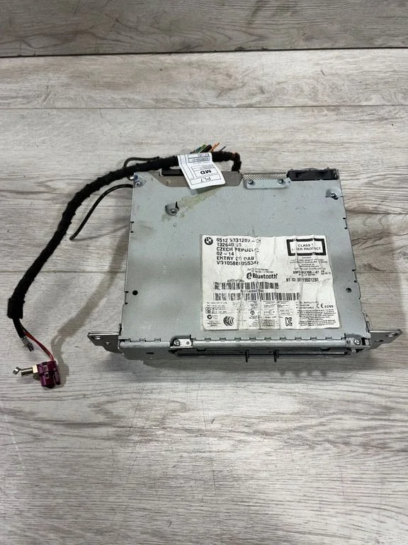 Radio/CD/DVD atskaņotājs/navigācija – BMW 3. sērija F30 F35 F31 (2012-2018)