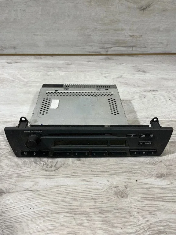 Radio/CD/DVD atskaņotājs/navigācija – BMW X3 E83 (2003-2010)