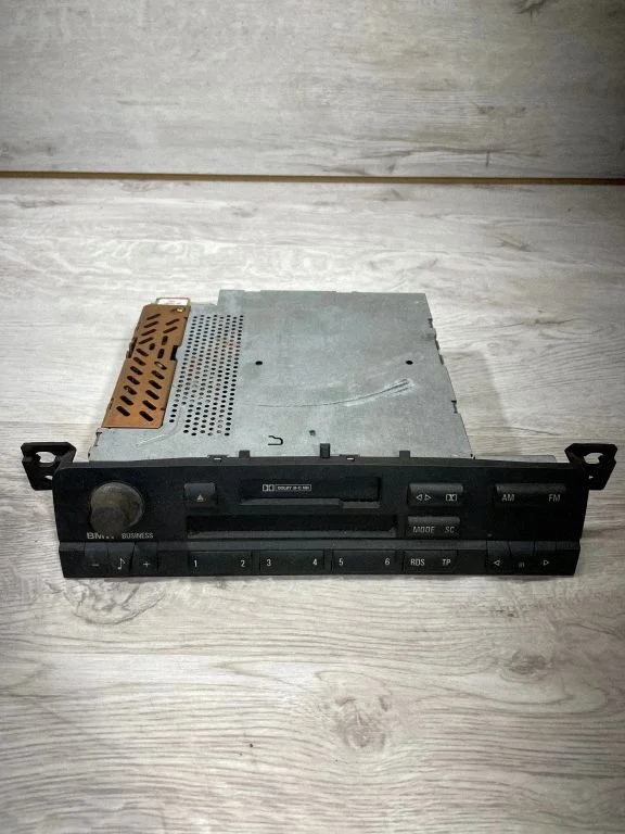 Radio/CD/DVD/GPS head unit – BMW 3 Series E46 (1998-2005)