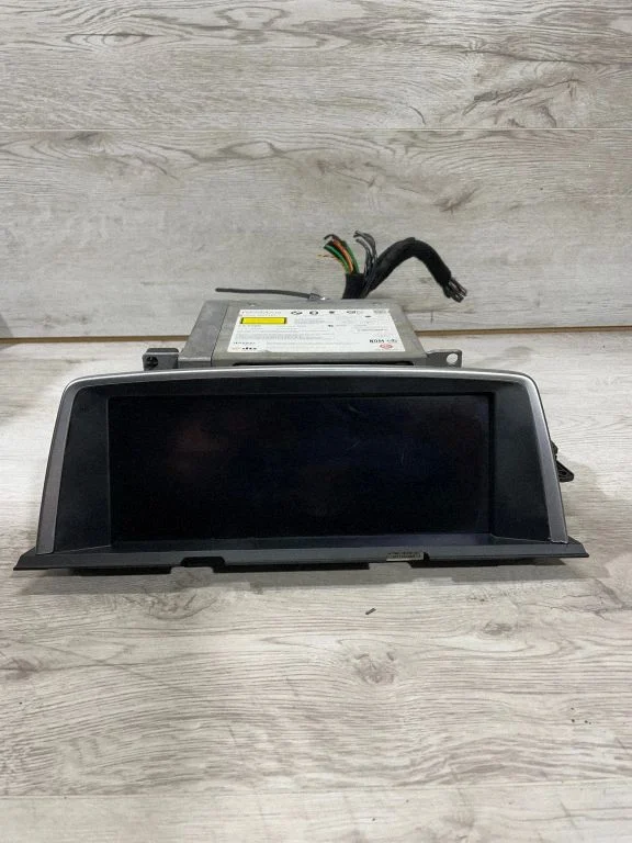 Radio/CD/DVD/GPS head unit – BMW 6 Series F12 F13 (2010-2018)