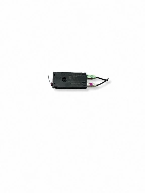 Aerial antenna amplifier – BMW 4 Series F32 F33 (2013-2020)