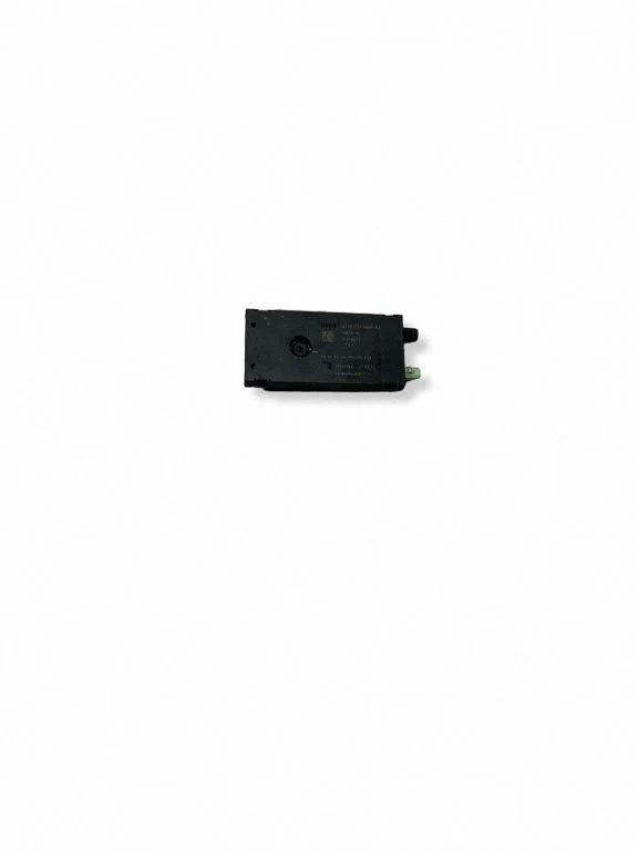 Aerial antenna amplifier – BMW 4 Series F32 F33 (2013-2020)