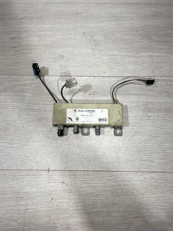 Antenni võimendi 6906082
