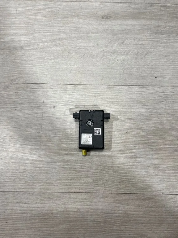 Aerial antenna amplifier 6835153