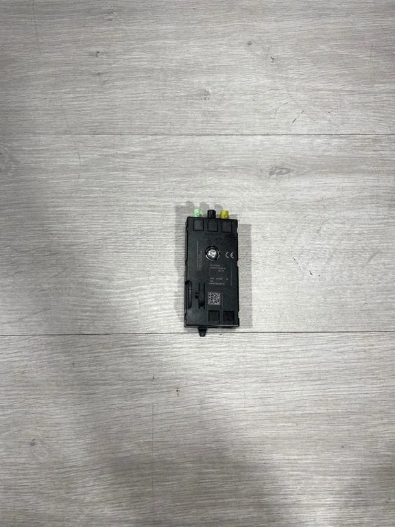 Aerial antenna amplifier – BMW 3 Series G20 G21 (2019-)