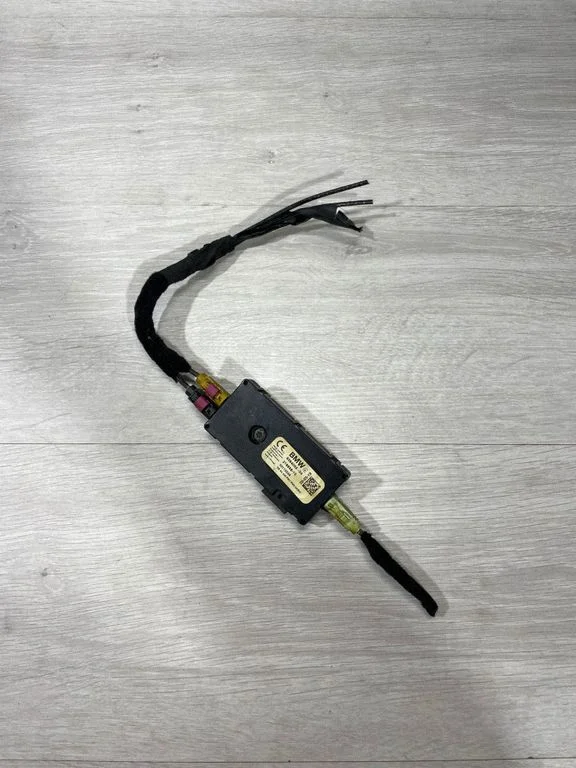 Antenas pastiprinātājs 9384055