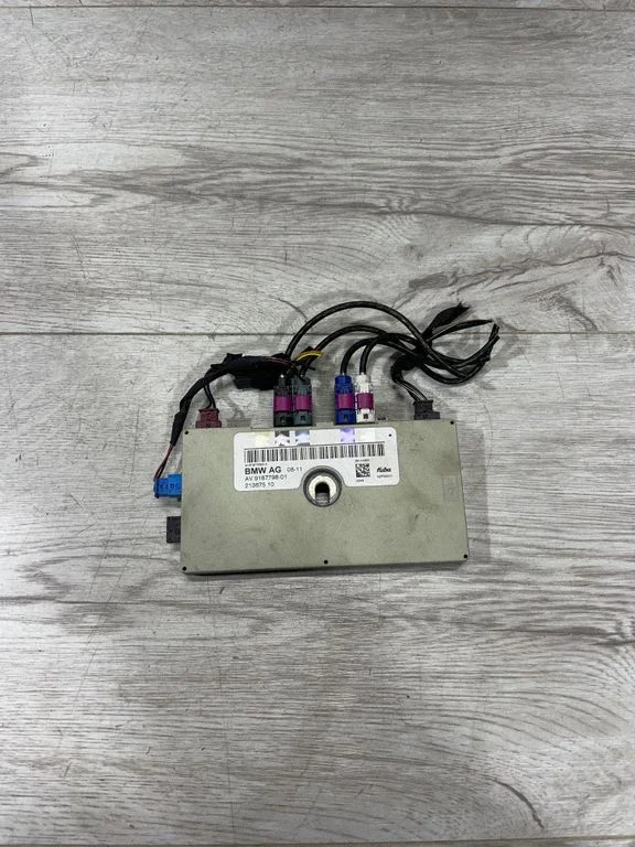 Aerial antenna amplifier – BMW 3 Series E92 E93 (2005-2014)