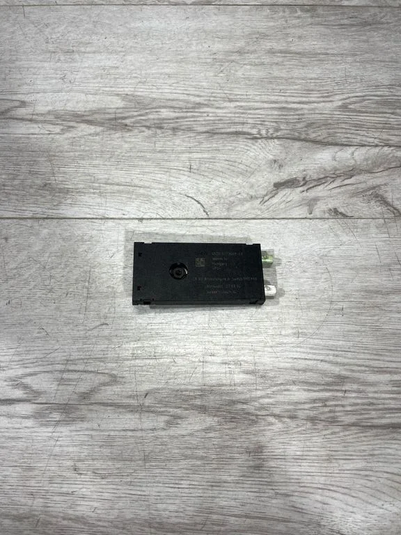 Aerial antenna amplifier – BMW 4 Series F32 F33 (2013-2020)