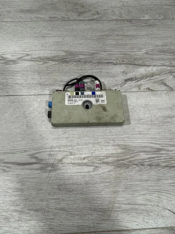 Antenas pastiprinātājs – BMW 3. sērija E92 E93 (2005-2014)