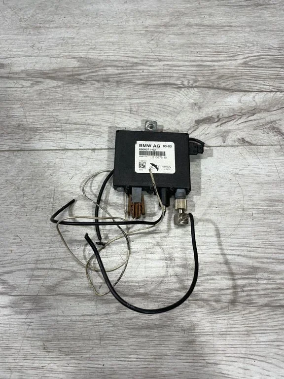 Aerial antenna amplifier – BMW 3 Series E46 (1998-2005)
