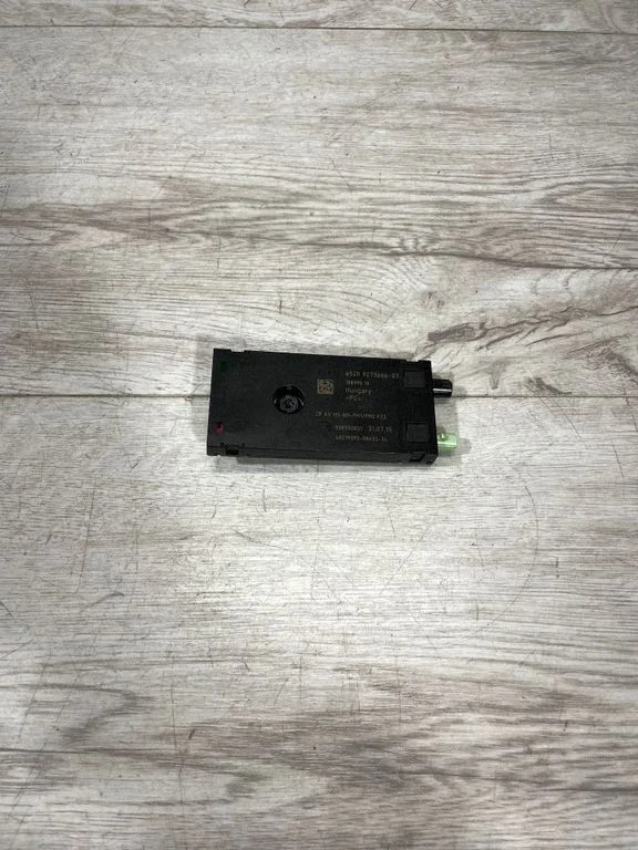 Aerial antenna amplifier – BMW Series 4 M4 F82 F83 (2014-2020)