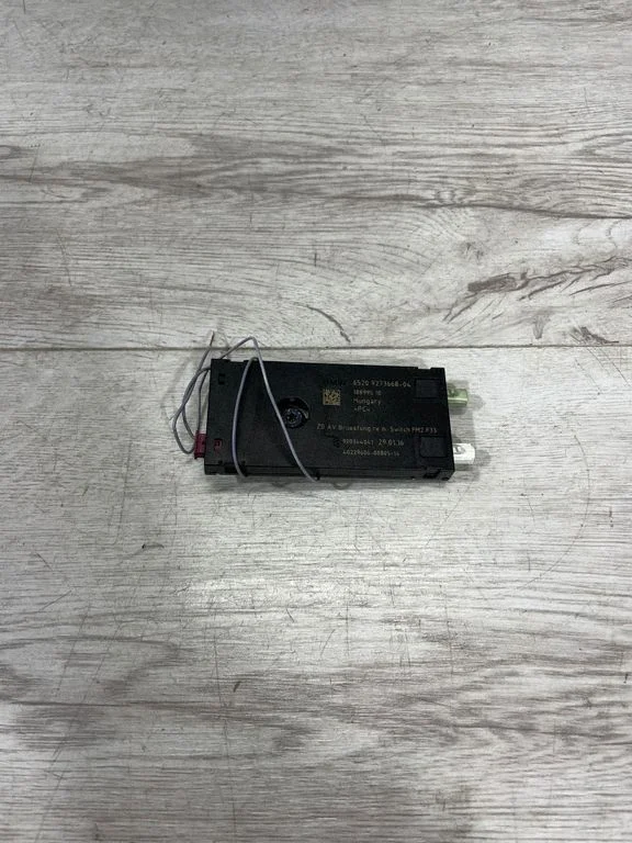 Antenas pastiprinātājs – BMW 4. sērija F32 F33 (2013-2020)