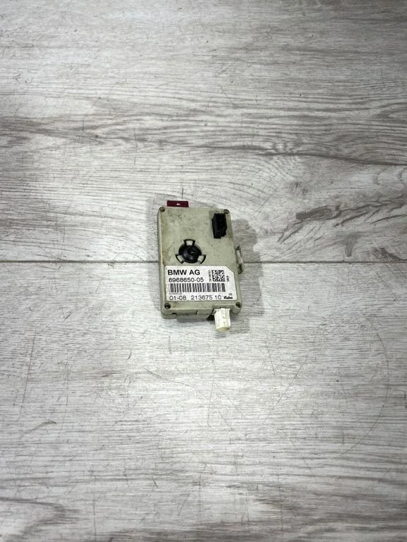Antenas pastiprinātājs – BMW 3. sērija E92 E93 (2005-2014)