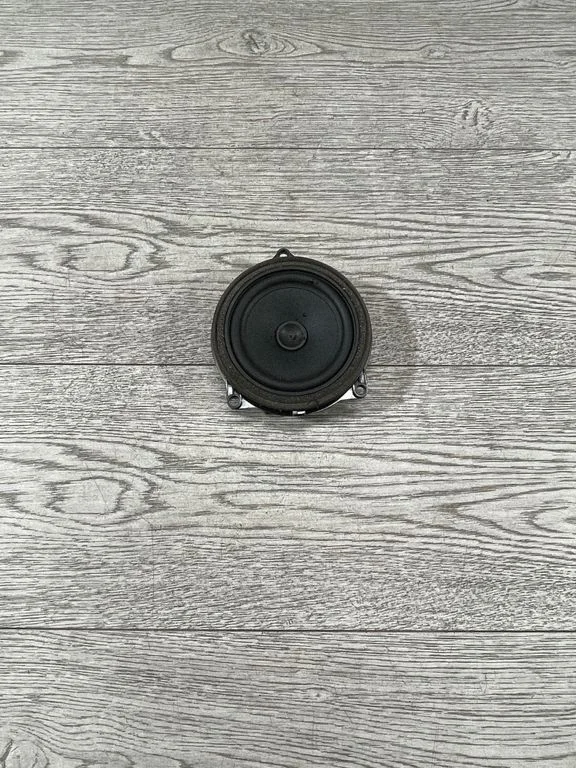 Front door speaker – BMW 3 Series F30 F35 F31 (2012-2018)