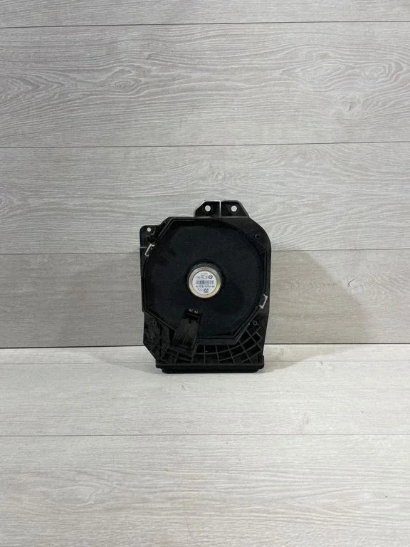 Subwoofer speaker 9210147