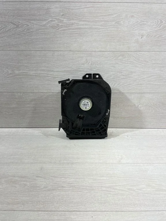 Subwoofer speaker 9210147
