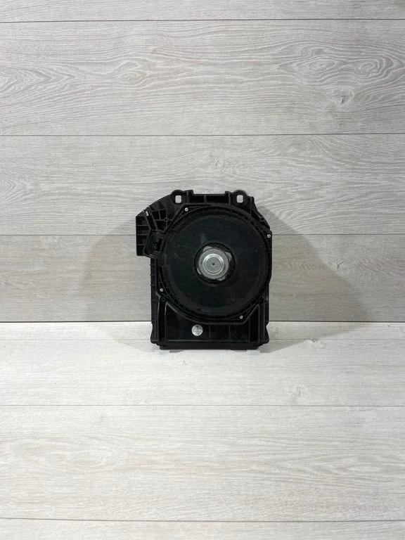 Subwoofer speaker – BMW 5 Series F10 F11 (2009-2016)
