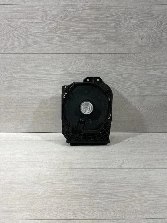 Subwoofer speaker 9210147