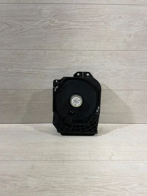 Subwoofer speaker 9210147