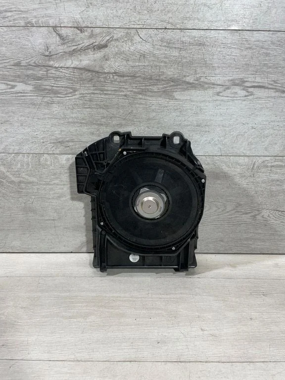 Subwoofer speaker – BMW 5 Series F10 F11 (2009-2016)