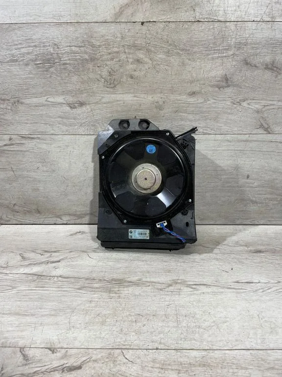 Subwoofer speaker – BMW 3 Series F30 F35 F31 (2012-2018)