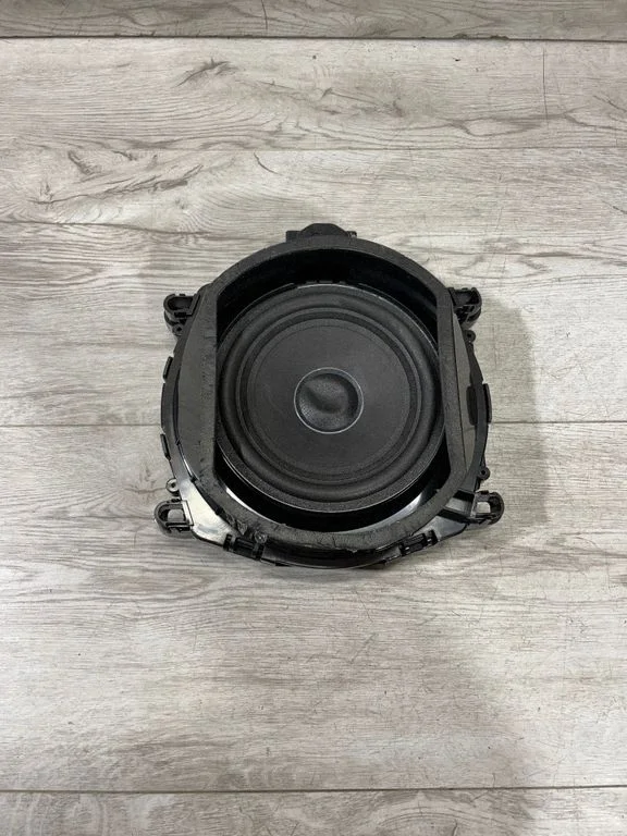 Subwoofer – BMW X3 F25 (2010-2017)