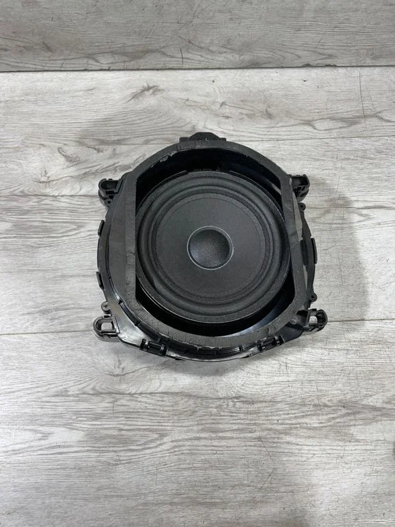 Subwoofer – BMW X3 F25 (2010-2017)