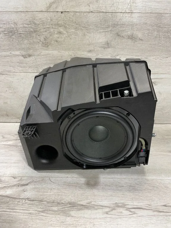Subwoofer speaker 43040751476 – Tesla Model 3 (2017-)