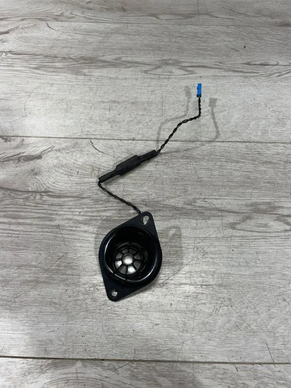 Panel speaker – BMW 1 Series F20 F21 (2011-2019)