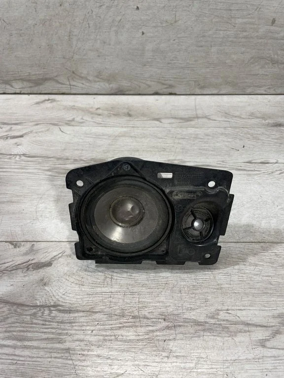 Panel speaker – BMW 7 Series E65 E66 (2001-2008)