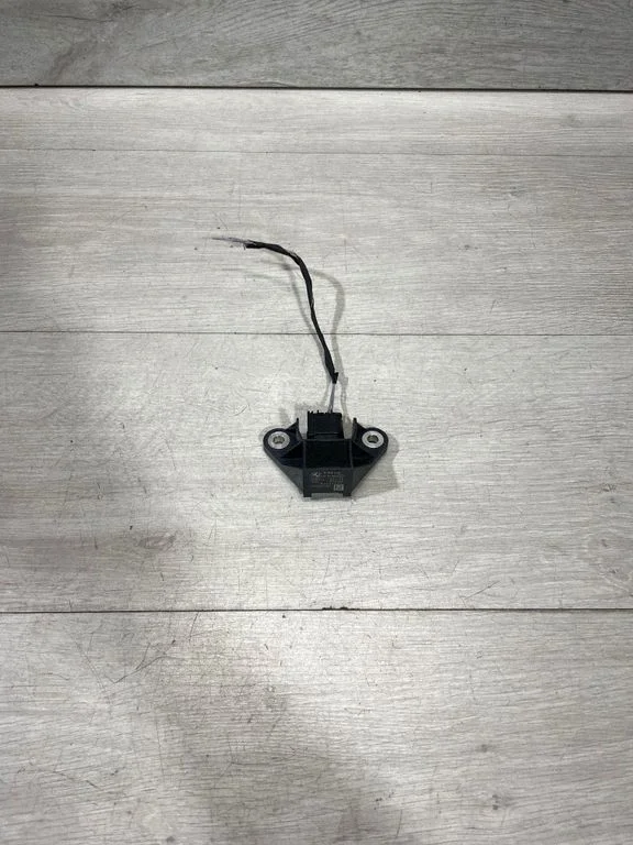 Drošības spilvenu trieciena sensors 9159310