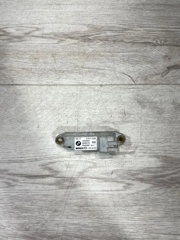 Drošības spilvenu trieciena sensors – BMW 3. sērija E46 (1998-2005)