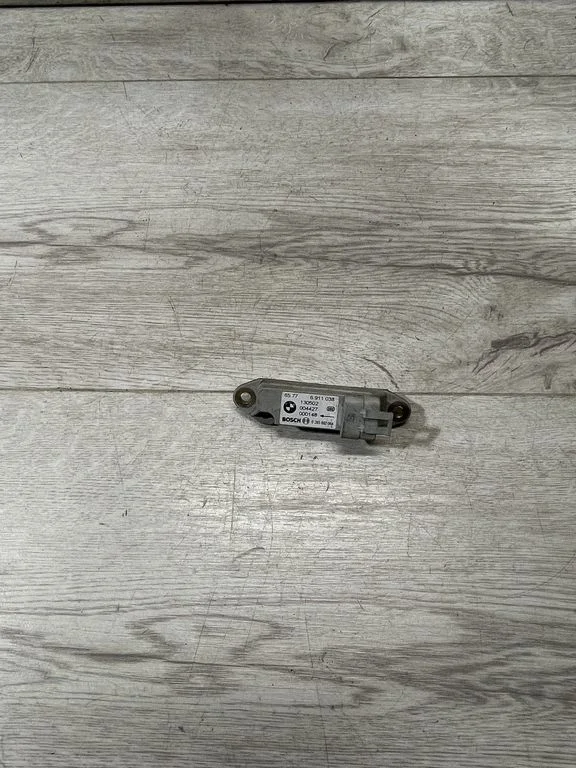 Drošības spilvenu trieciena sensors – BMW 3. sērija E46 (1998-2005)