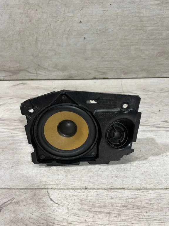 Rear door speaker – BMW 7 Series E65 E66 (2001-2008)