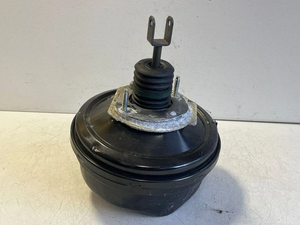 Brake booster – BMW X3 F25 (2010-2017)