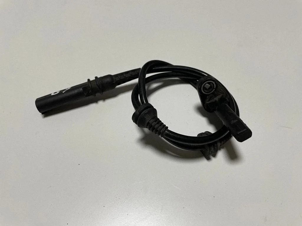 ABS brake wheel speed sensor 6771776 – BMW X6 E71 (2008-2014)