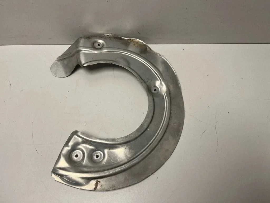 Priekšējā bremžu diska aizsargs 6878311